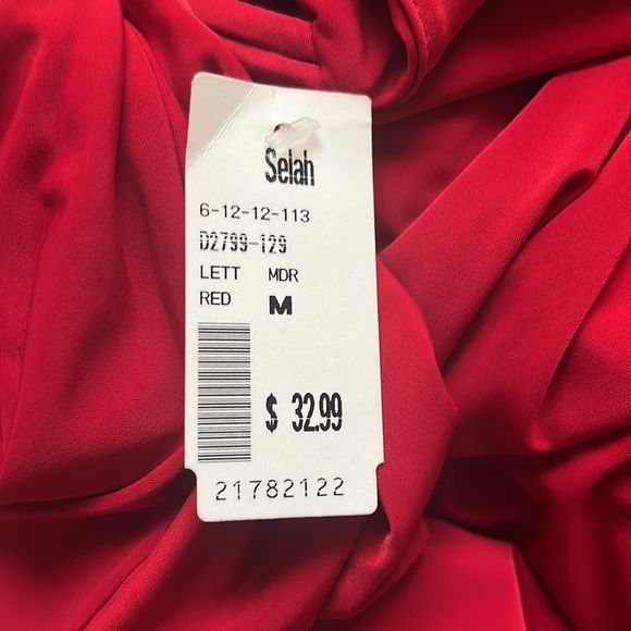 GORGEOUS RED DRESS - Picture 5 of 5